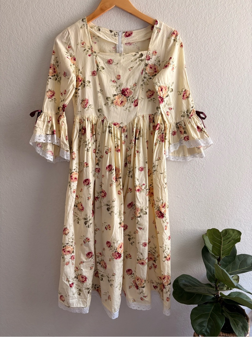 Women’s Dress Colonial Historic Style Williamsburg Inspired Prairie Maxi - Picture 9 of 9